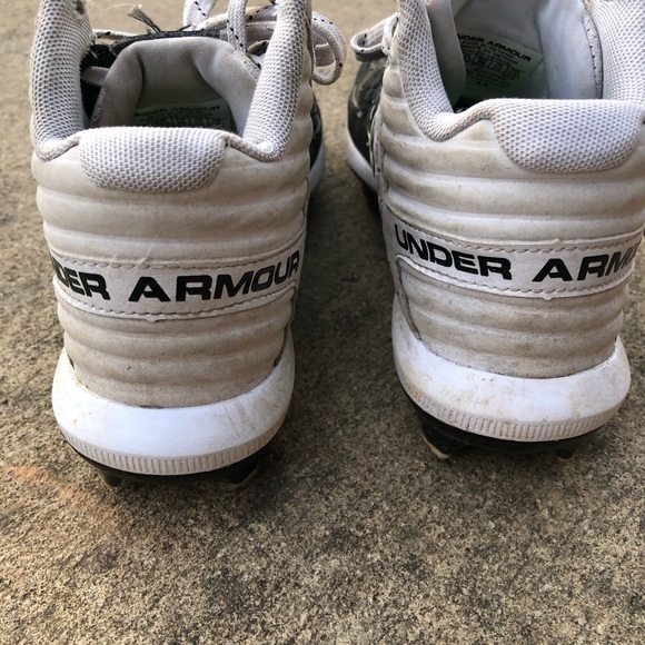 Under Armour Football cleats - Picture 2 of 5